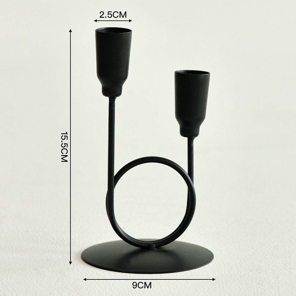 A new wrought iron U-shaped double-ended metal candle holder, dining table, candle ware, Nordic simple light luxury decorative ornament
