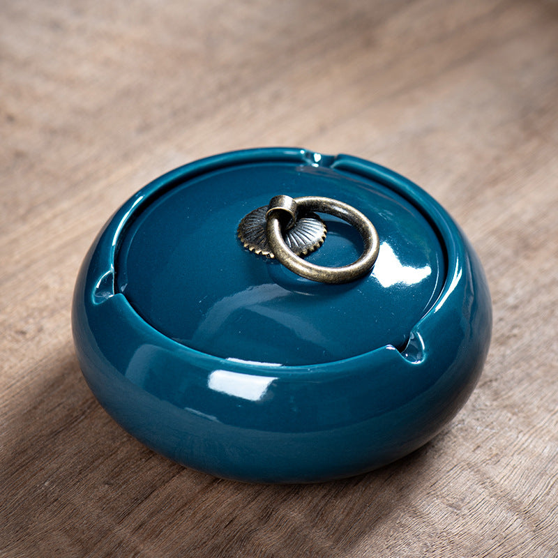 A ashtray