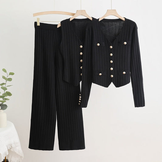 A knitted three-piece set
