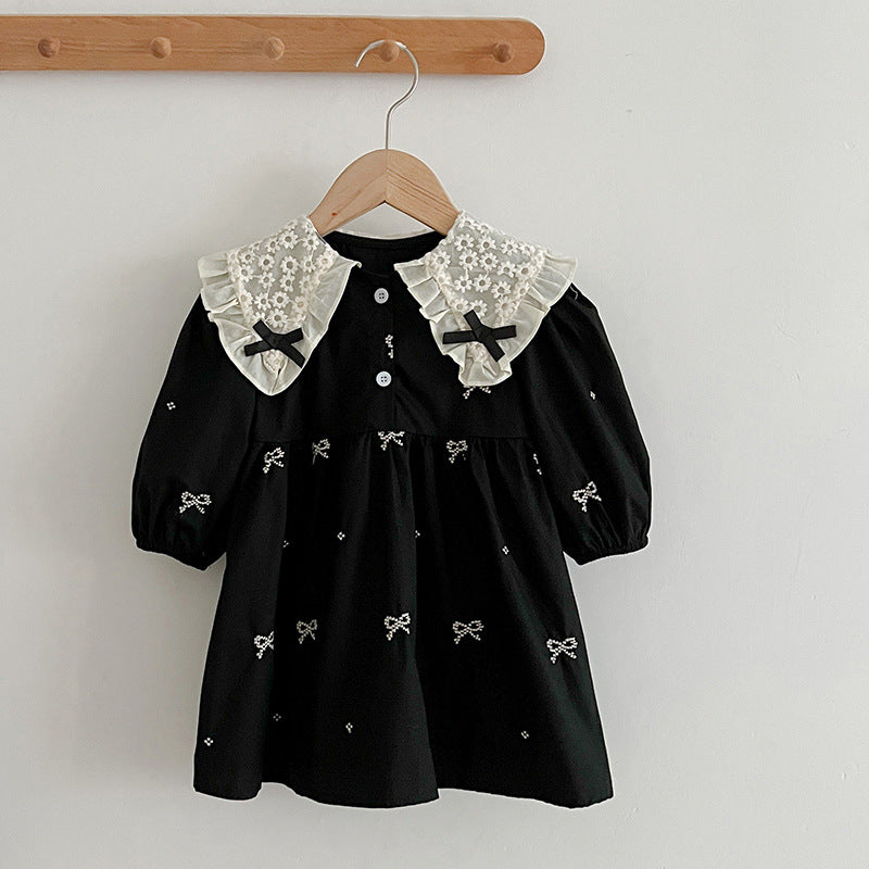 A Children's clothes