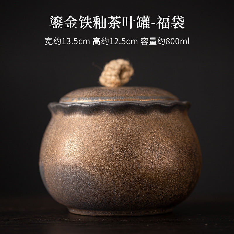 A tea pot porcelain storage tank