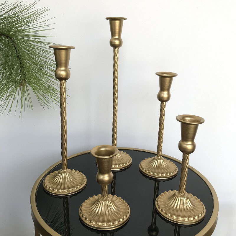 A European wrought iron candle holder Wedding arrangement Single head candle cup Hotel homestay decoration Candle light dinner Candle holder