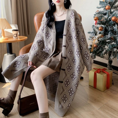 A long knit jacket