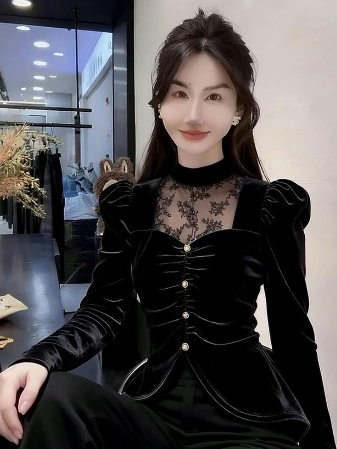 P velvet top
