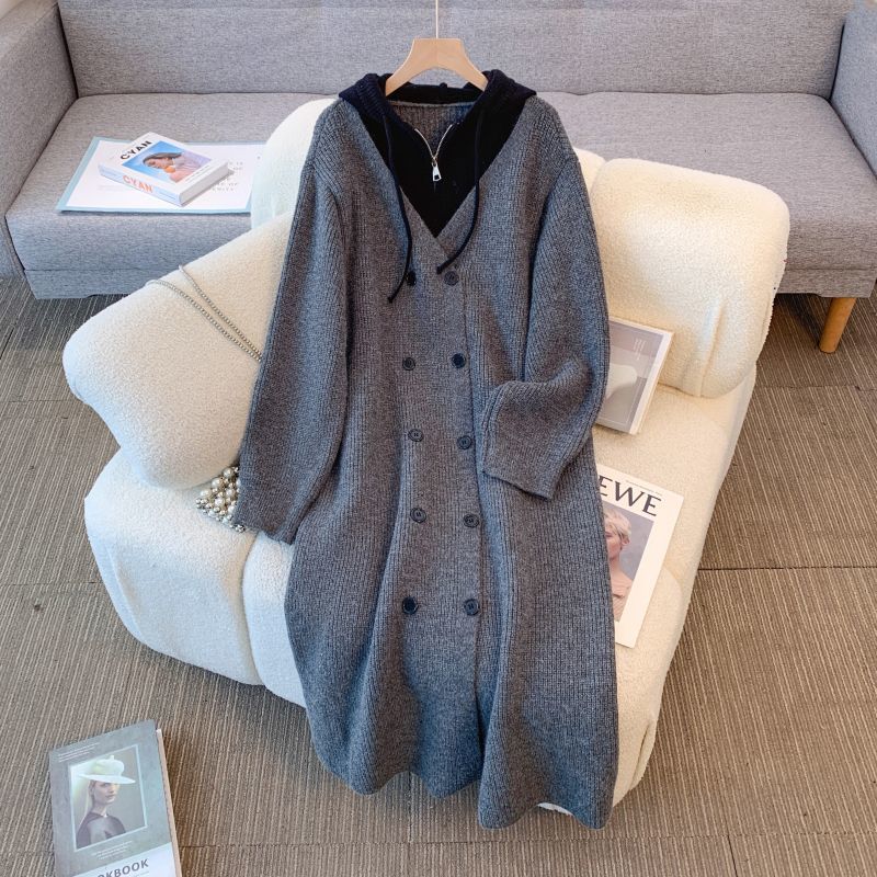 P long knitted jacket