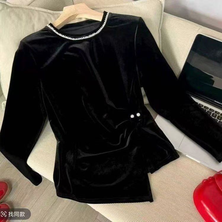 P Crew neck velvet top