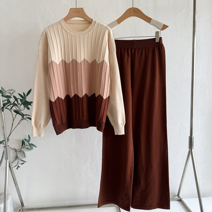 A long-sleeved knitted sweater two-piece set