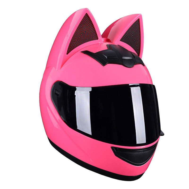 A locomotive helmet