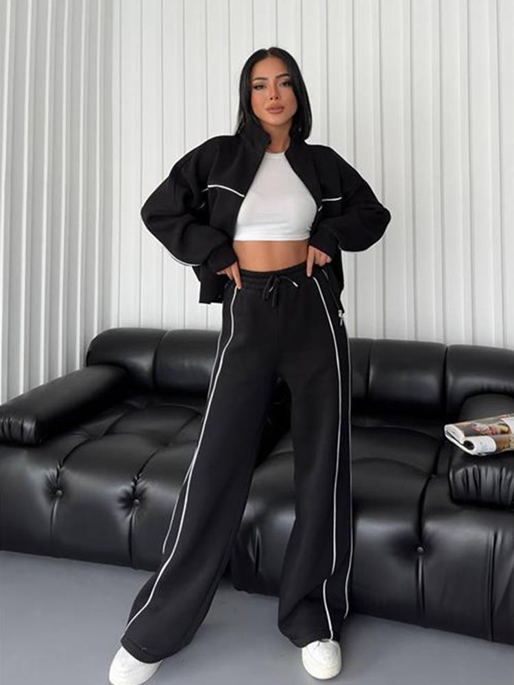 A long-sleeved sweater set