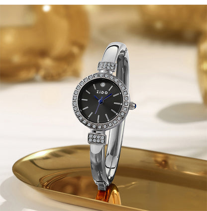 A light luxury diamond-encrusted women's watch, exquisite and compact, quartz watch