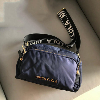 حقيبة كتف نسائية من ماركة A BIMBA Y LOLA