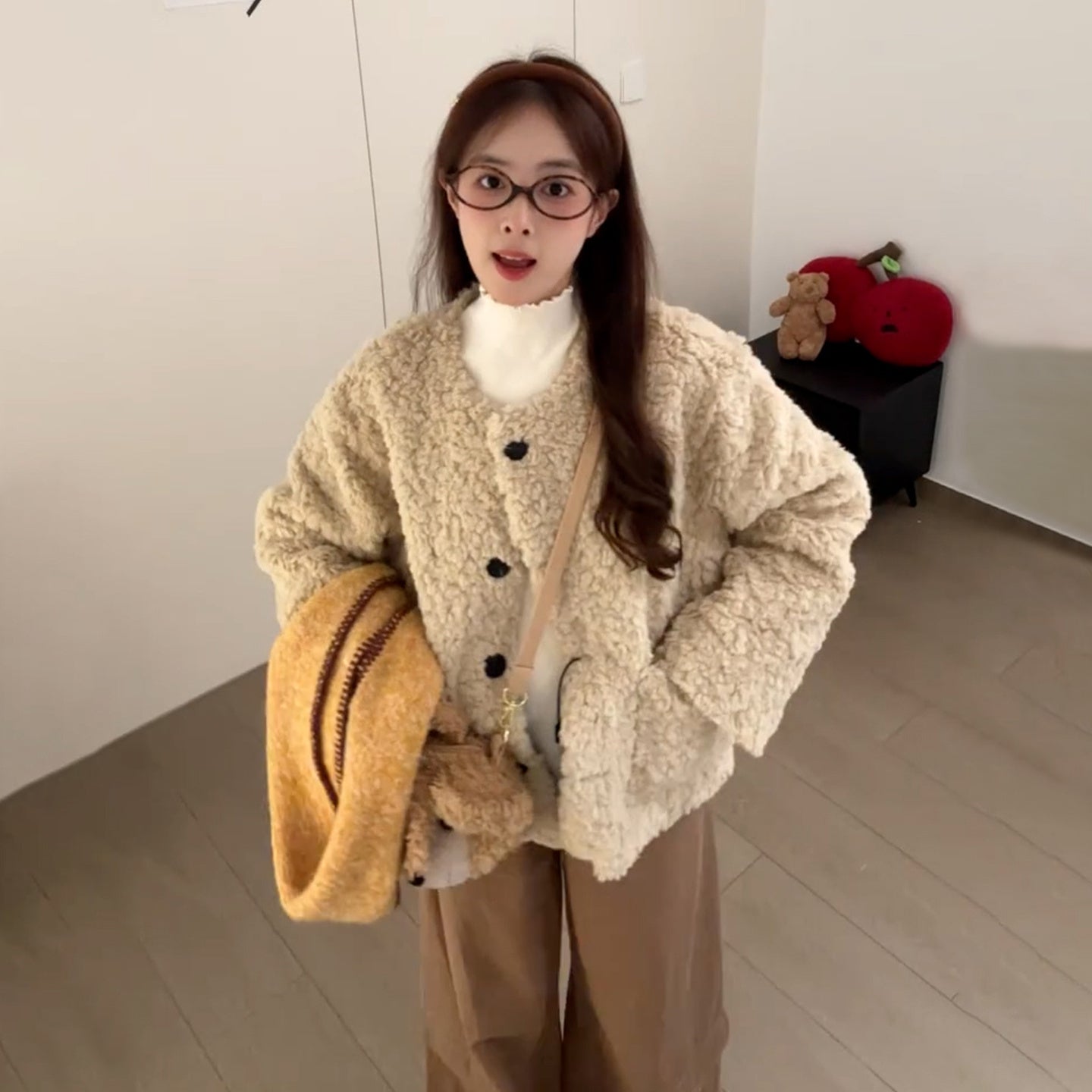 A women's coat top