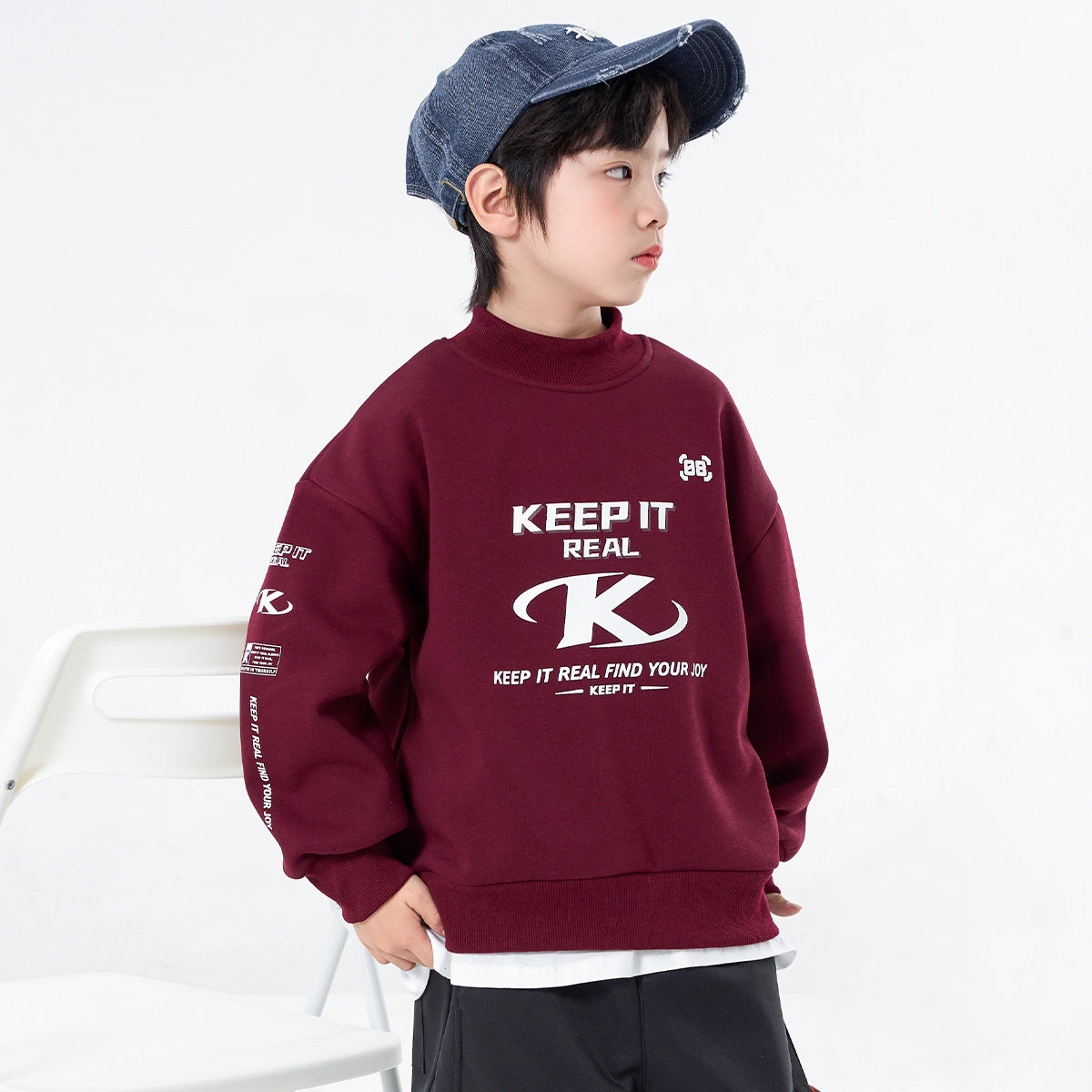 A children's and teenagers' sweater