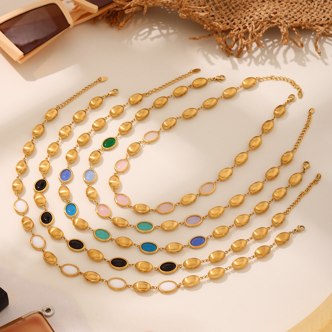 A necklace jewelry
