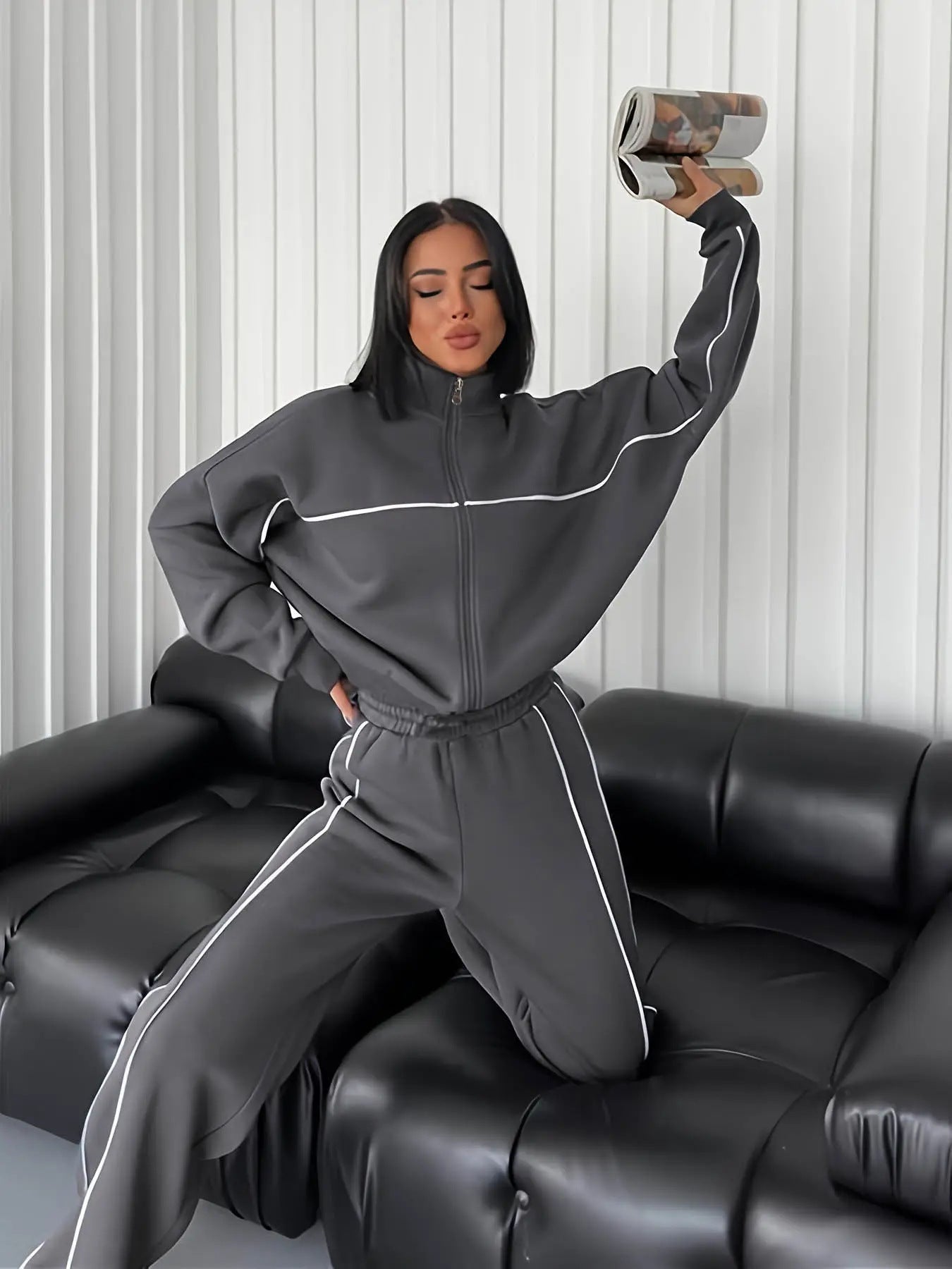 A long-sleeved sweater set