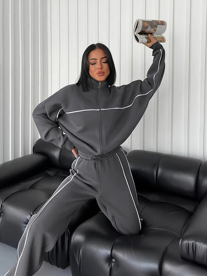 A long-sleeved sweater set