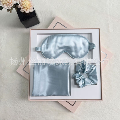 A blindfold hair band pillowcase three-piece gift box