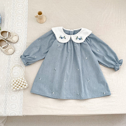 A Children's clothes