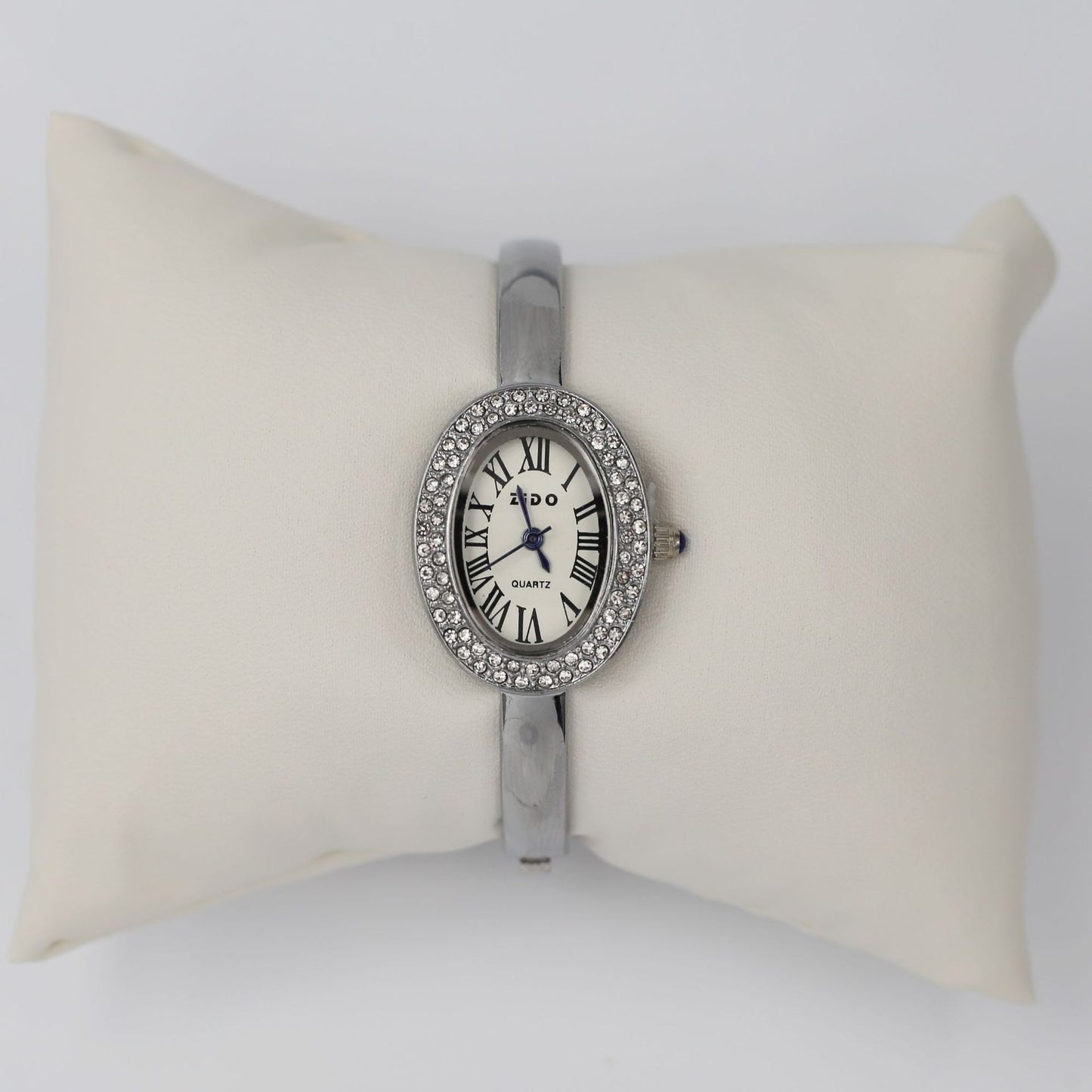 A new watch women's rose gold diamond ring, light luxury, high-end niche design, oval bracelet watch explosion