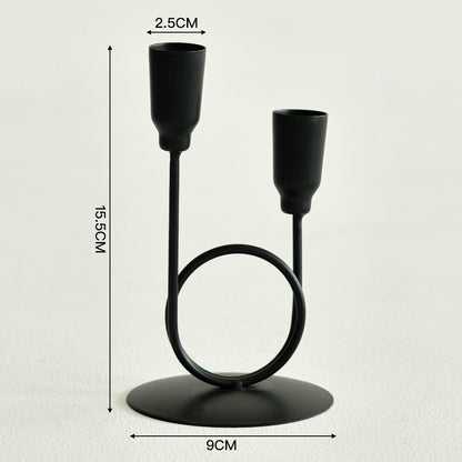 A new wrought iron U-shaped double-ended metal candle holder, dining table, candle ware, Nordic simple light luxury decorative ornament