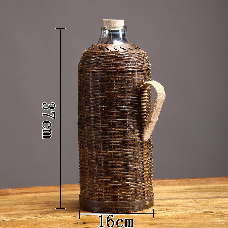 A bamboo kettle