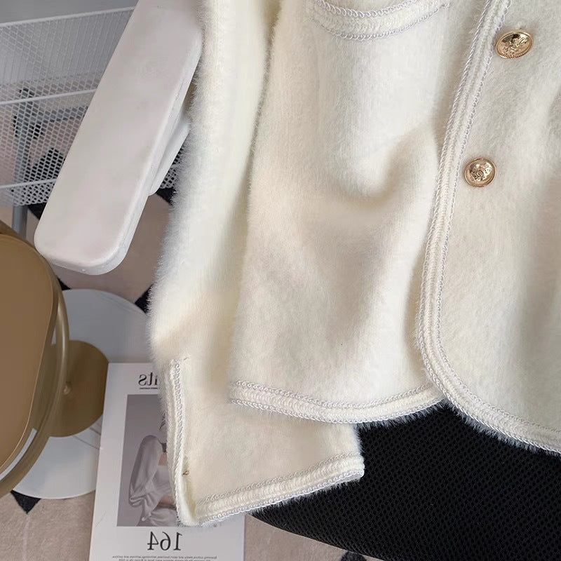 A lady's coat