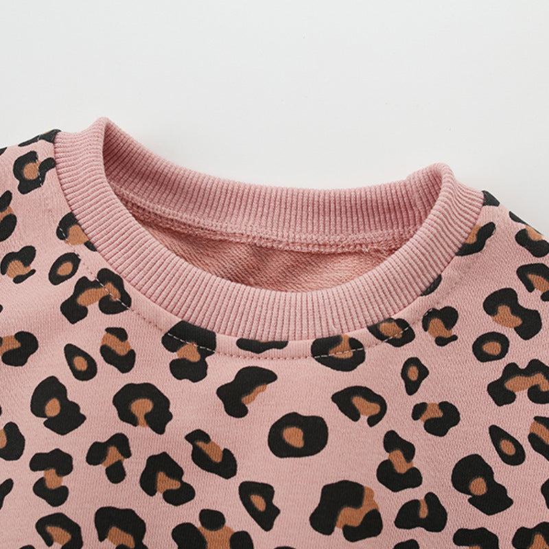 A children's and teenagers' sweater