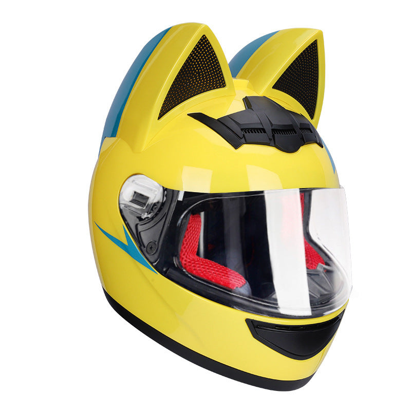 A locomotive helmet