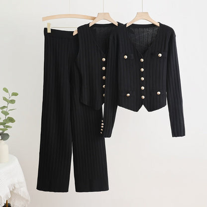 A knitted three-piece set