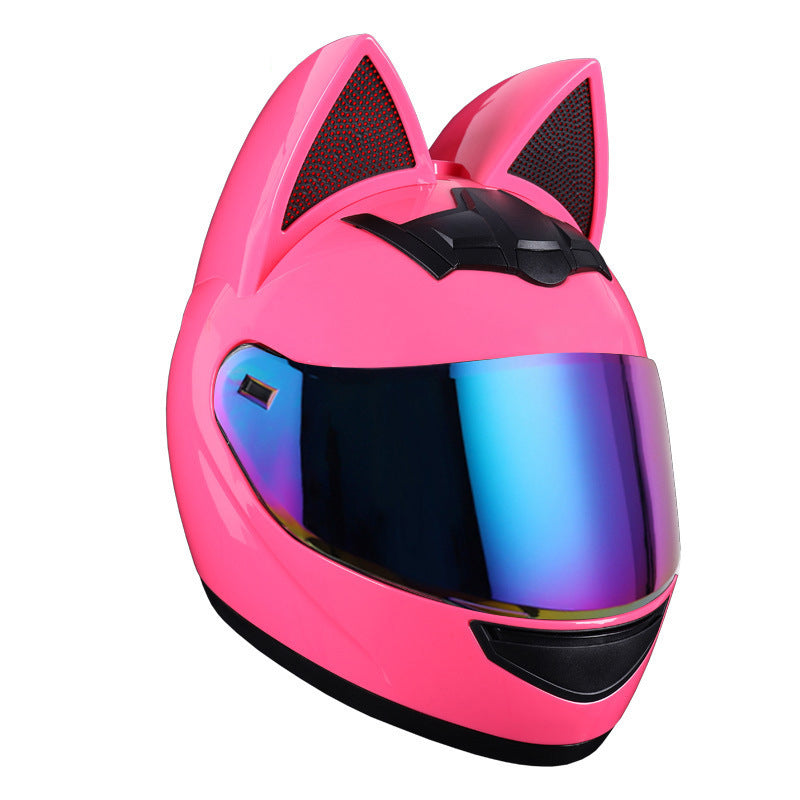 A locomotive helmet