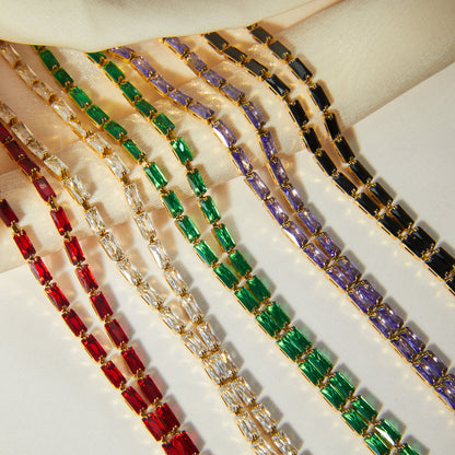 A necklace jewelry