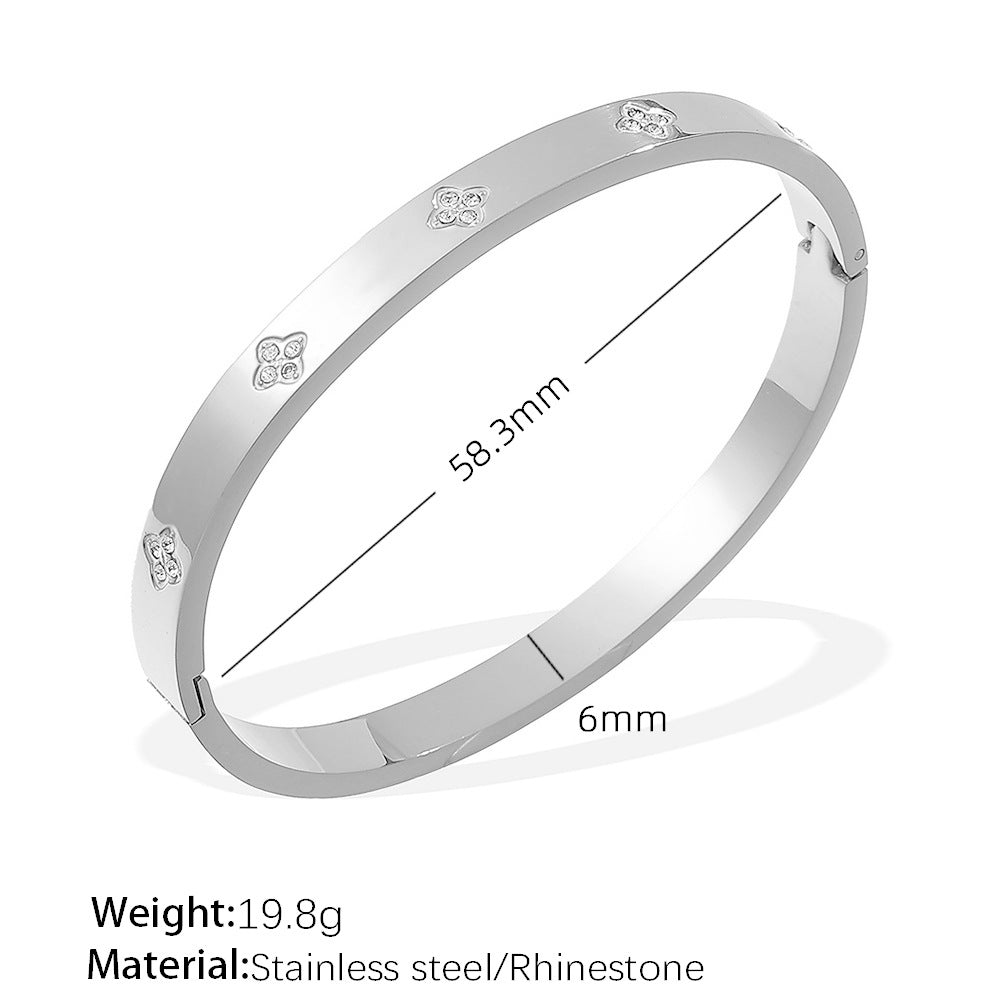 A European and American hot selling ins style titanium steel bracelet hexagram star snap buckle bracelet 18k gold-plated stainless steel zircon bracelet