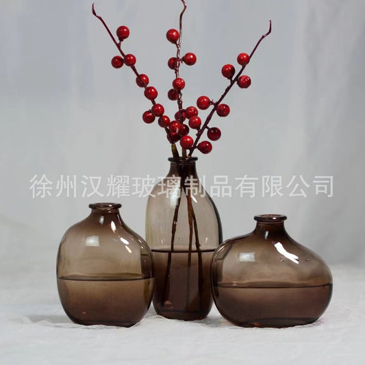 A glass vase ornament