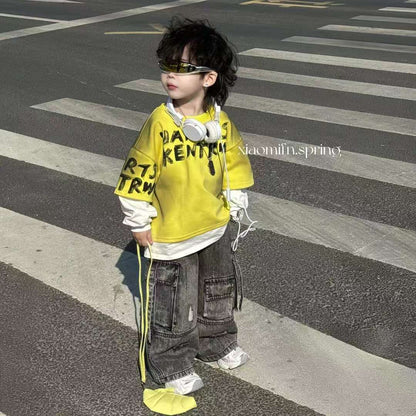 A Children's and teenagers' suit