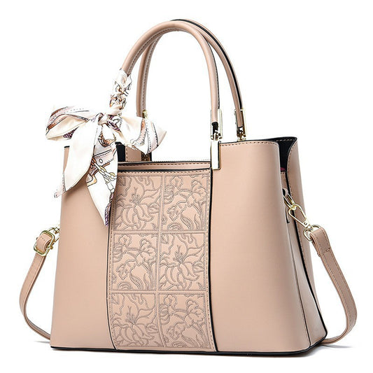 A Women's Bag Mom Large Capacity Handbag bags