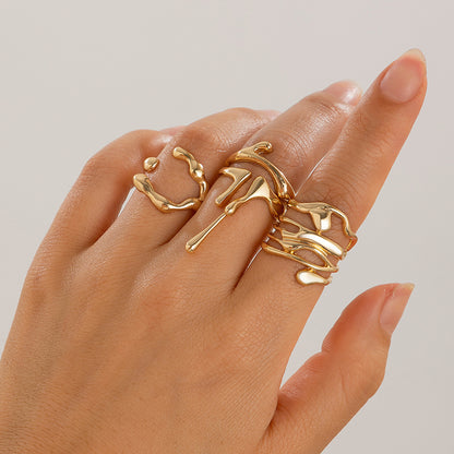 A simple irregular ring jewelry