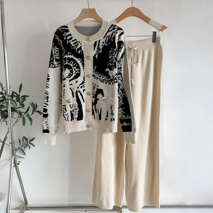 A knitted two-piece set