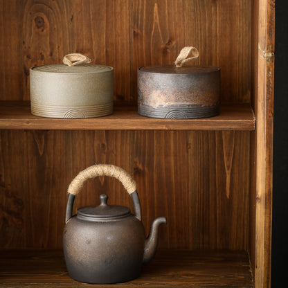 A storage tank coarse pottery tea pot