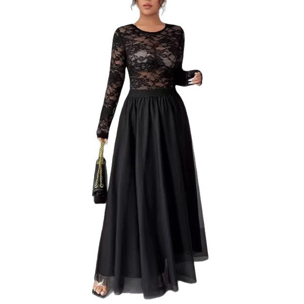 A lace crew neck long-sleeved skirt