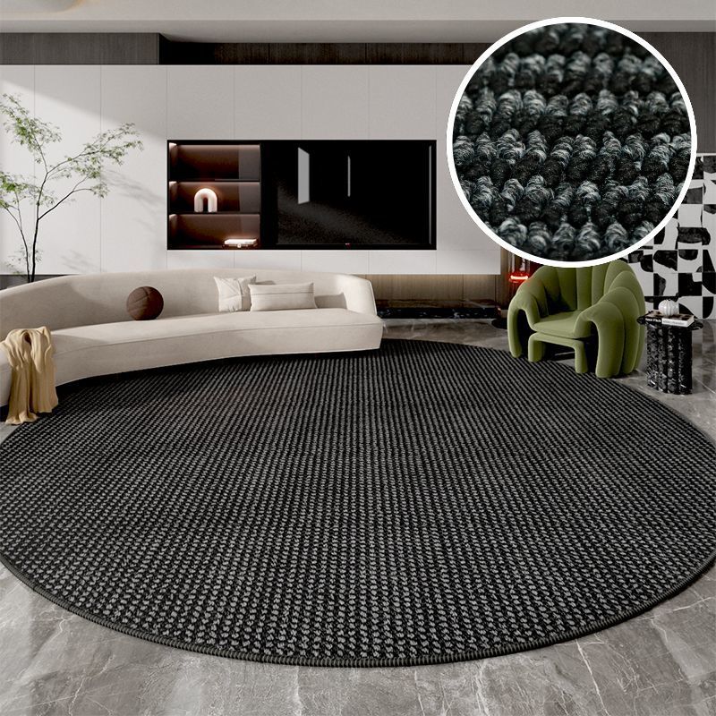 A carpet round