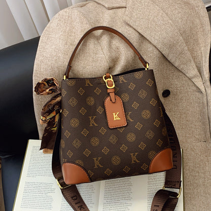 Type A printed large-capacity women's versatile portable shoulder messenger bag