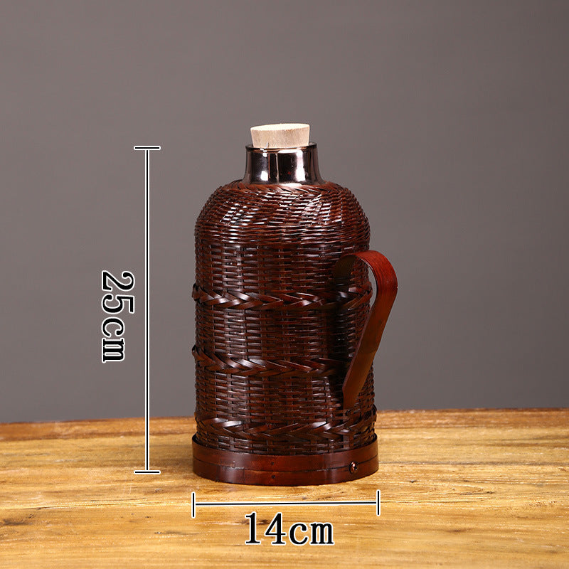 A bamboo kettle