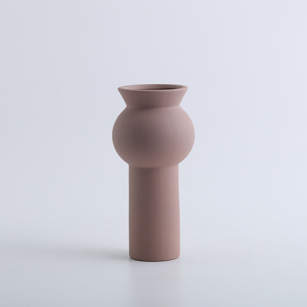 A ceramic vase decorative ornament