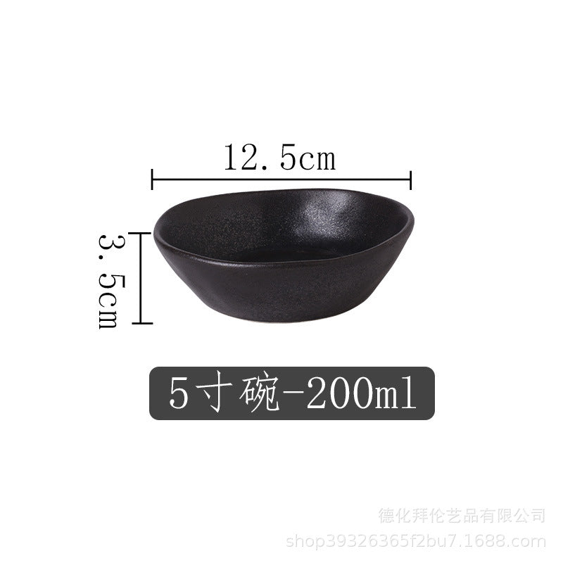 أدوات مائدة خزفية 
