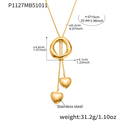 A long necklace jewelry
