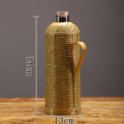 A bamboo kettle