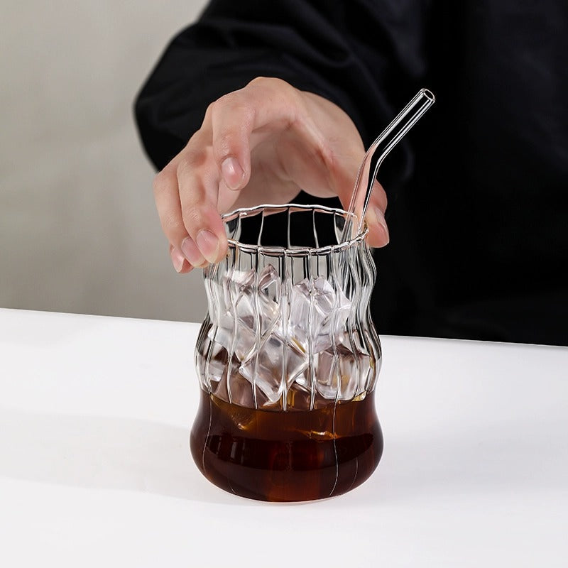 A cloud cup ins wind coffee glass cup spiral stripe straw cup high borosilicate glass