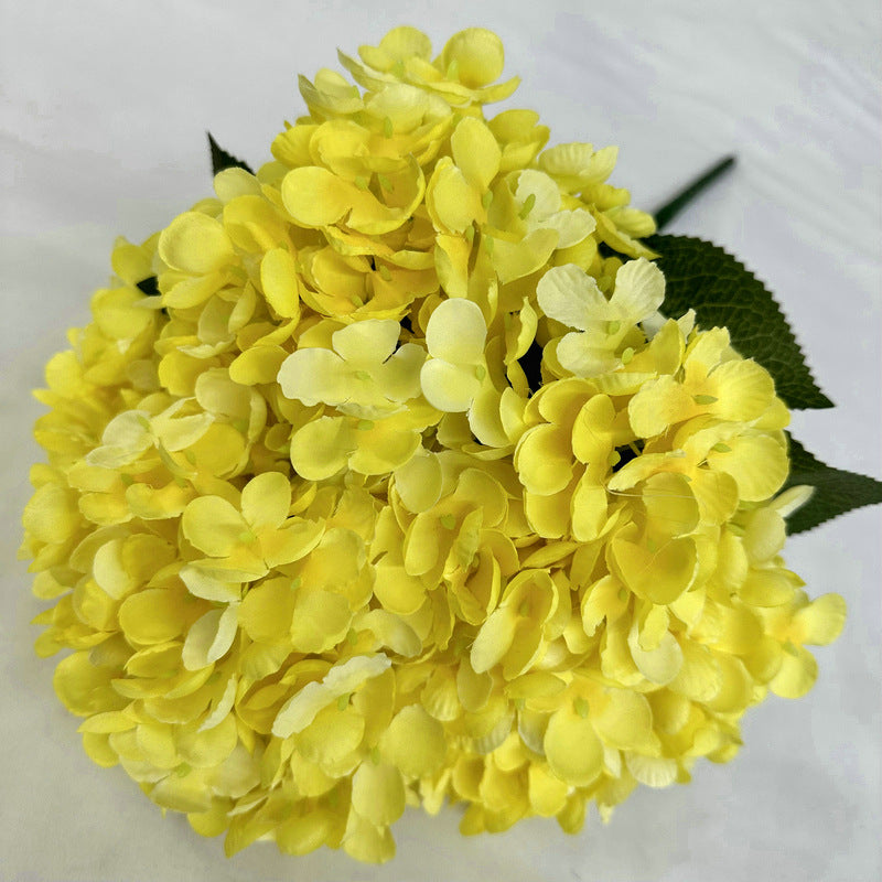 A 5 head Meiyu hydrangea decoration simulated flower wedding arrangement polished cloth fake flower hotel decoration hydrangea