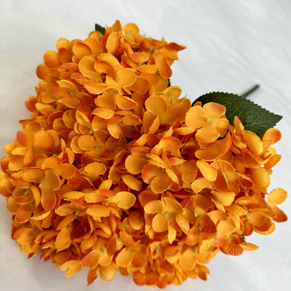 A 5 head Meiyu hydrangea decoration simulated flower wedding arrangement polished cloth fake flower hotel decoration hydrangea