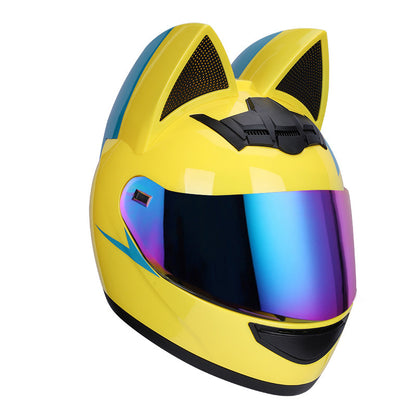 A locomotive helmet